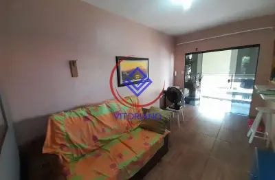 Casa de dois quartos com garagem á venda em bento ribeiro!