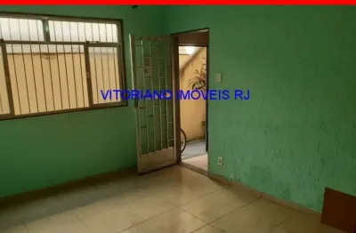 Casa com 2 quartos à venda na Rua General Cláudio, 122, Marechal Hermes, Rio de Janeiro
