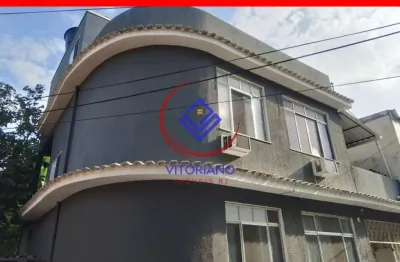Casa duplex com quatro quatos á venda no campinho aceitando financiamento!