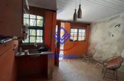 Casa independente dois quartos á venda em anchieta!