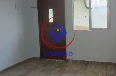 Casa com 2 quartos para alugar na Rua Américo Rocha, 131, Marechal Hermes, Rio de Janeiro