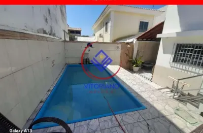 Casa independente de três quartos  á venda em magalhães bastos!