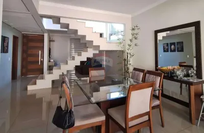 Casa de Condomínio com 3 Quartos à Venda, 185m² - Cond. Buona Vita - Vila do Golfe
