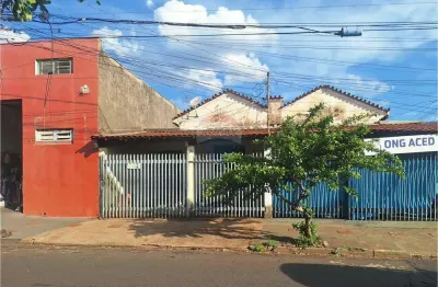 Casa com Galpão e terreno anexos , 1.057 m² , ótima localização no Campos Elíseos