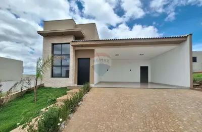 Casa térrea á Venda - Condomínio Alto da Boa Vista - 3 dormitórios (1 suíte)  - 160m²  em Cravinhos/S.P