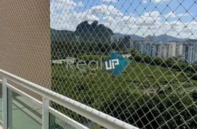 Apartamento com 3 quartos à venda na avenida embaixador abelardo bueno, barra da tijuca, rio de janeiro, 101 m2 por r$ 780.000