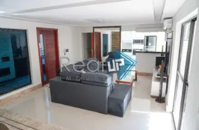 Casa em condomínio fechado com 4 quartos à venda na jardim do seridó, itanhangá, rio de janeiro, 220 m2 por r$ 1.450.000