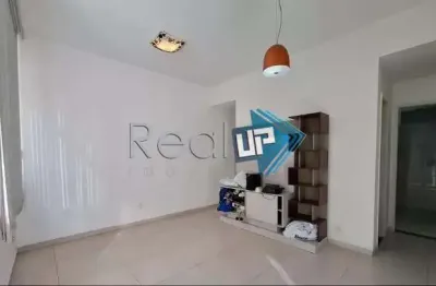 Apartamento com 2 quartos à venda na rua visconde de silva, humaitá, rio de janeiro, 64 m2 por r$ 790.000