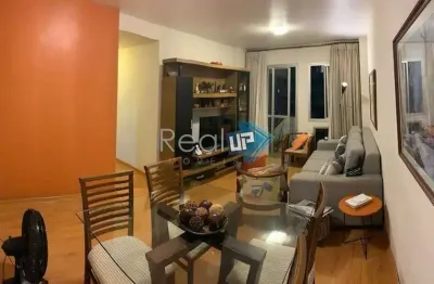 Apartamento com 2 quartos à venda na rua marquês de abrantes, flamengo, rio de janeiro, 63 m2 por r$ 900.000