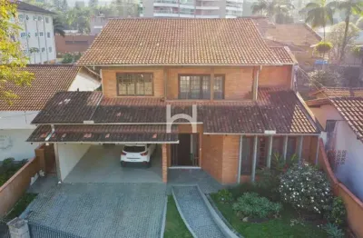 Casa com 5 quartos à venda na Rua Oscar A Schneider, Atiradores, Joinville