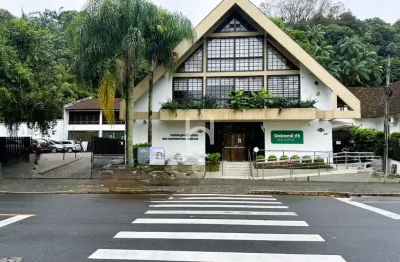 Casa comercial com 2 salas à venda na Rua Otto Boehm, 478, América, Joinville