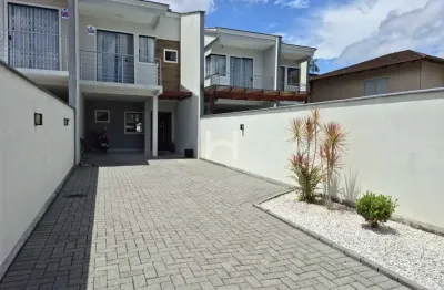 Casa com 3 quartos à venda na rua fernando drefahl, 162, são marcos, joinville, 128 m2 por r$ 780.000