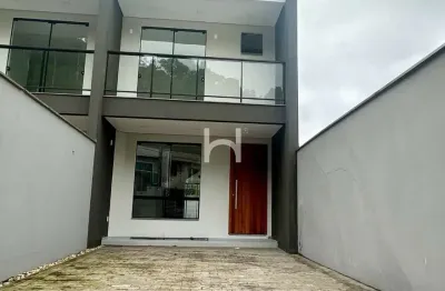 Casa com 3 quartos à venda na Rua Waltraud Puschel, 222, Jardim Sofia, Joinville