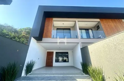Casa com 3 quartos à venda na rua da independência, 765, anita garibaldi, joinville, 165 m2 por r$ 880.000