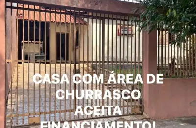 Casa com 3 quartos à venda no Conjunto Habitacional José Garcia Molina, Londrina 