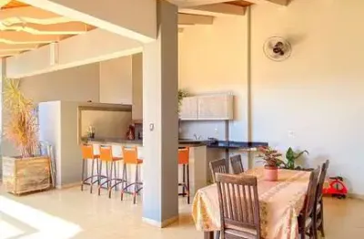 Casa com espaço gourmet no parque residencial laluce ii, birigui/sp