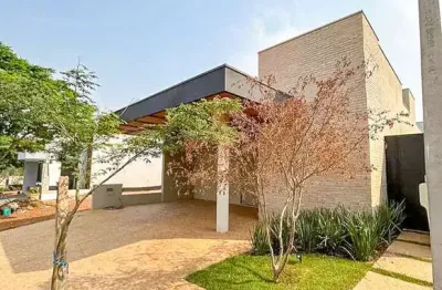 Casa em condomínio fechado com 3 quartos à venda na Rua Sebastião De Oliveira Sobrinho, 332, Aeroporto, Araçatuba