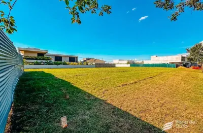 Lote de 1.350 m² próximo ao lazer no condomínio alphaville 1
