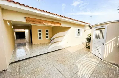 Casa com 3 quartos à venda na Rua Carlos de Campos, 198, Dona Amélia, Araçatuba