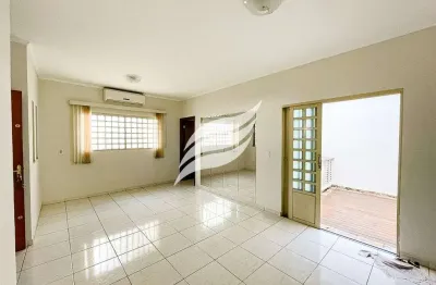 Casa com 3 quartos à venda na Rua Augusto Keller, 1, Amizade, Araçatuba