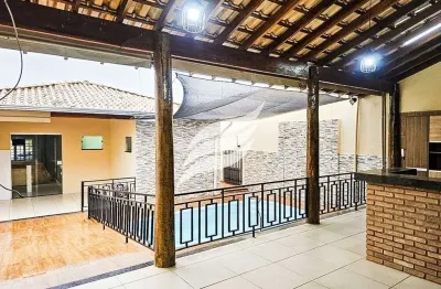 Casa com 3 quartos à venda no Umuarama, Araçatuba 