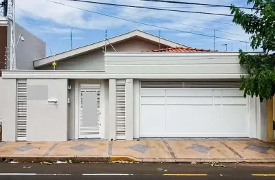 Casa com 3 quartos à venda na Rua Cristiano Olsen, 1, Higienópolis, Araçatuba