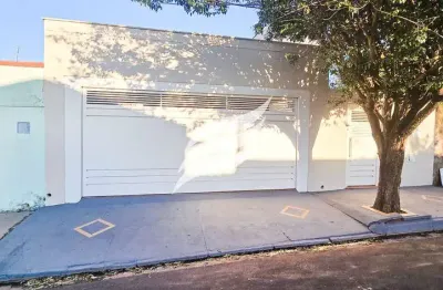 Casa com 03 quartos à venda no bairro iporã em araçatuba