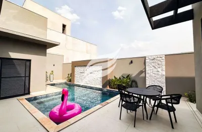 Casa com 03 suítes e piscina à venda no condomínio royal boulevard