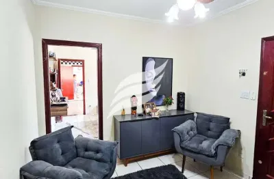 Casa com 03 quartos à venda próximo a praça do paraíso em araçatuba