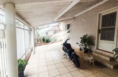 Casa com 3 quartos à venda na Rua Almirante Barroso, 1, Vila Mendonça, Araçatuba