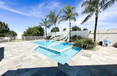 Casa 03 suítes com piscina à venda no condomínio guatambu em araçatuba