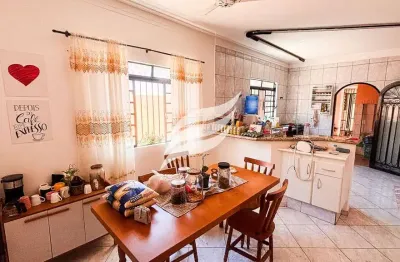 Casa com 5 quartos à venda na Rua Gonçalves Ledo, 01, São Joaquim, Araçatuba