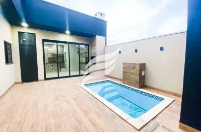 Casa com piscina e 03 quartos à venda no condomínio vila madalena
