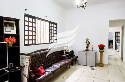 Casa com 4 quartos à venda na Rua Frei Felicíssimo Maria de Prada, 01, Vila Carvalho, Araçatuba