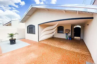 Casa com 3 quartos à venda na Rua Benjamin Constant, 1, Jardim do Prado, Araçatuba