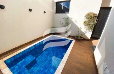 Casa 03 suítes com piscina à venda no condomínio laranjeiras