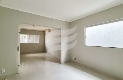 Casa 04 quartos à venda no Bairro das Bandeiras, Araçatuba/SP