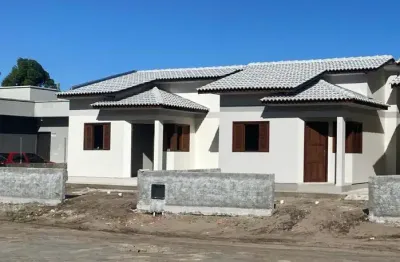 Casas em alvenaria geminadas, com:  02 dormitórios sala e cozinha conjugadas banheiro social podendo financiar 100%