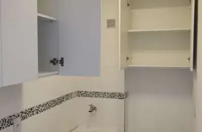 Apartamento na vila matilde, 2 dormitorios, a 7 minutos a pé da estação vila matilde, com armarios planejados na cozinha, banheiro e área de serviço.