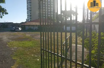 Terreno na orla de salvador, proximo ao parque de pituaçu, frente mar, com dois acessos, 3.000m²
