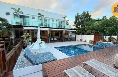 Casa alto padrão em busca vida, toda reformada, com 4 suites, sendo a master com 2 banheiros e closet, com 832m² e piscina