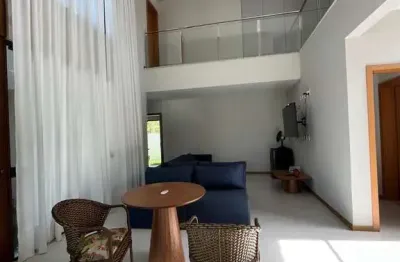 Casa duplex em guarajuba, apenas 350m da praia, com 5 suites, toda reformada, com piscina