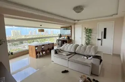 Apartamento alto padrão em patamares, com 3 suites, reformado, vista mar, com 3 vagas.