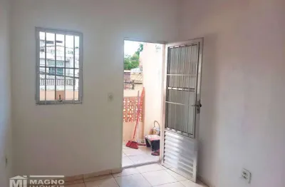 Casa com 1 dormitório para alugar, 40 m² por R$ 750,00/mês - Ermelino Matarazzo - São Paulo/SP