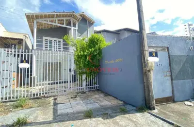 Casa com 3 quartos à venda na Rua Godofredo de Oliveira, Maraponga, Fortaleza