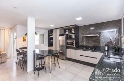 Sobrado à venda, 180 m² privativos, 3 dormitórios  1 sendo suíte com closet, 2 vagas, Santo Antônio