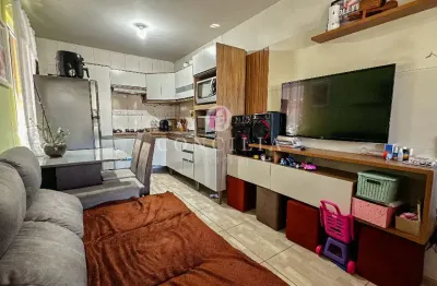 Casa de 2 quartos com terreno - estados - fazenda rio grande/pr