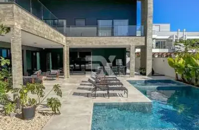 Casa com 5 quartos à venda na r. das baúnas - jurerê internacional, florianópoli, 123, jurerê internacional, florianópolis por r$ 13.500.000