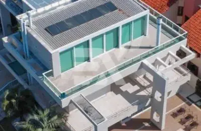 Casa com 6 quartos à venda na rua dos aruanãs, 135, jurerê internacional, florianópolis por r$ 14.900.000
