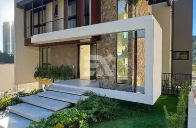 Casa em condomínio fechado com 4 quartos à venda na avenida hermógenes de assis feijó, 621, barra, balneário camboriú por r$ 6.900.000
